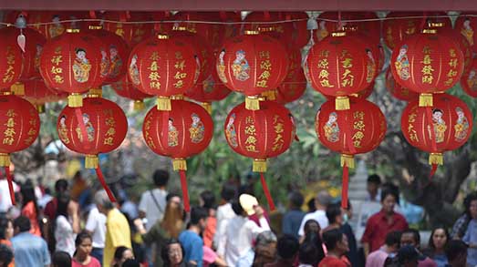 攜手相伴，為#沒有回家過年的他們#點贊~